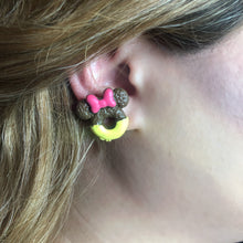 Load image into Gallery viewer, Bow Donut Earrings
