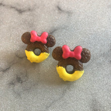 Load image into Gallery viewer, Bow Donut Earrings
